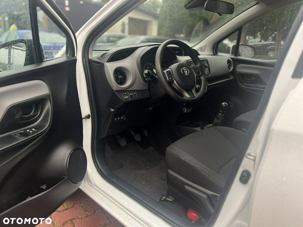 Toyota Yaris 1.5 Active - 8