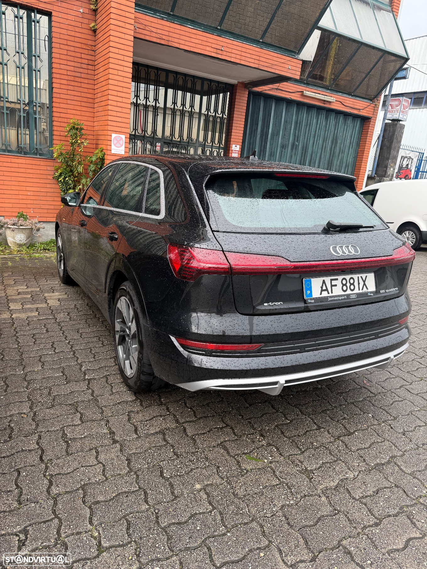 Audi e-tron 55 quattro S line - 5