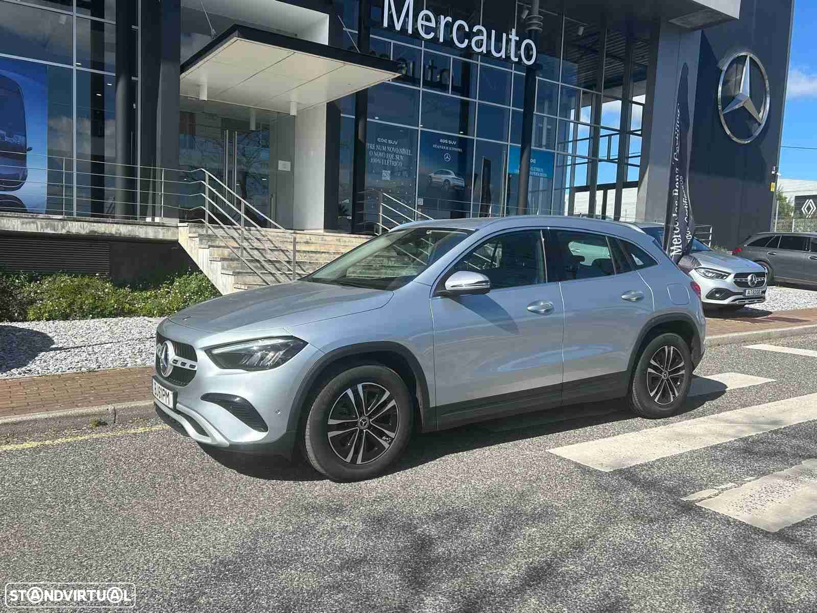 Mercedes-Benz GLA 180 d - 1
