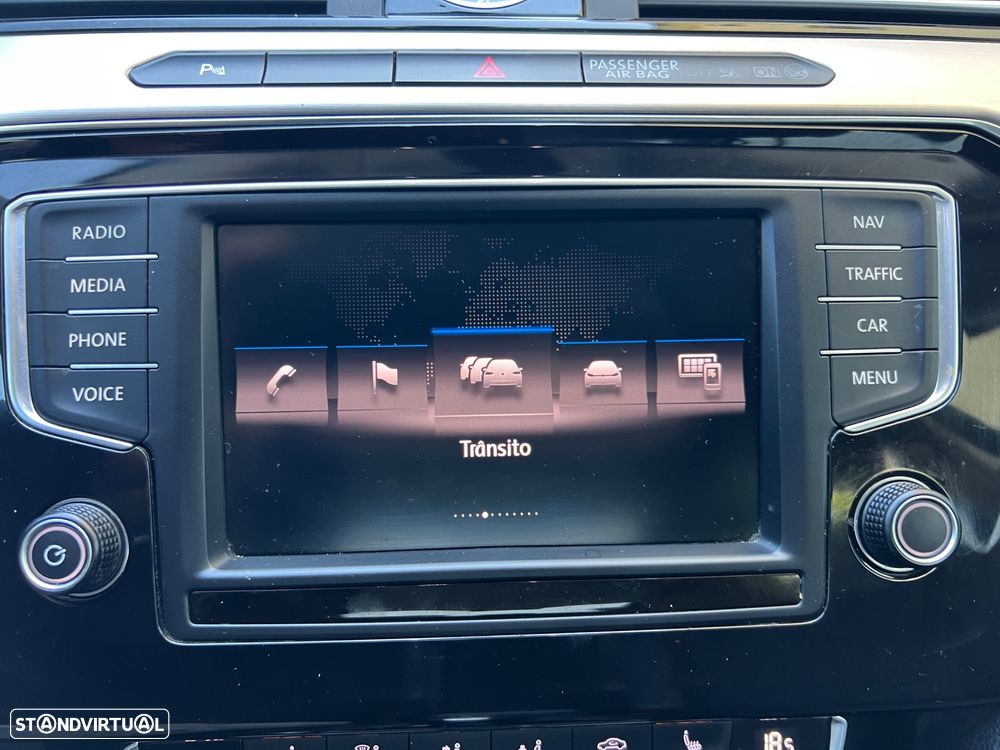 VW Passat 2.0 TDI Confortline DSG - 53