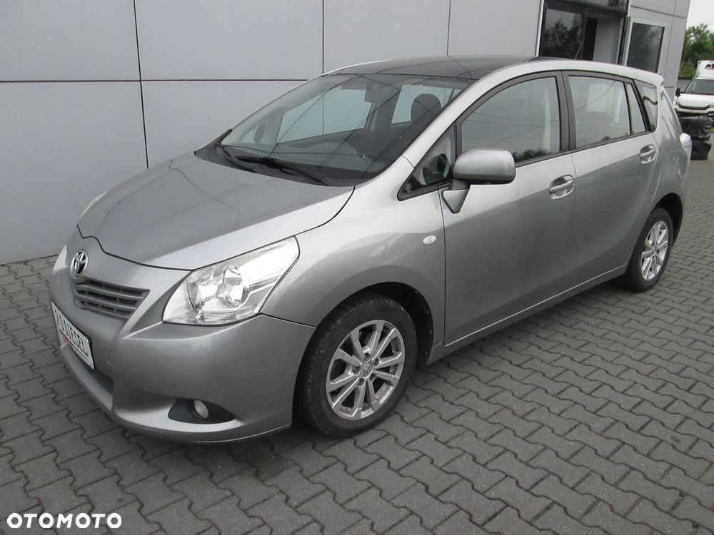 Toyota Verso 2.0 D-4D Life - 25