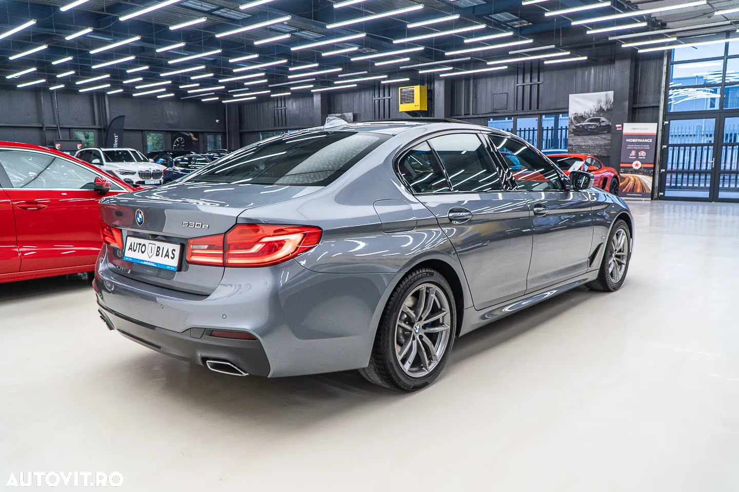 BMW Seria 5 530e Aut. M Sport Edition - 8