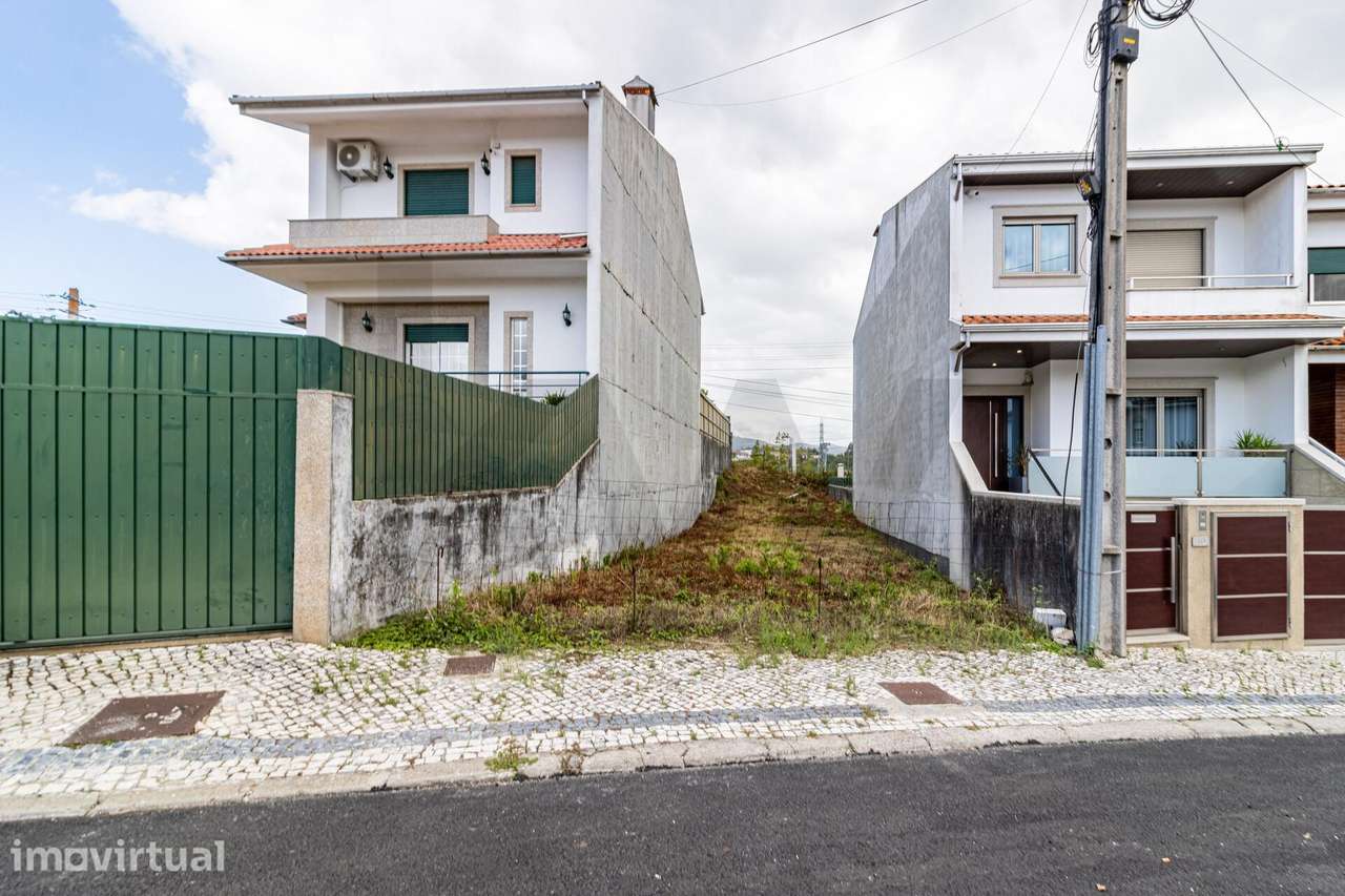 Oportunidade em São João da Madeira: Lote de 204 m2 com Projeto Aprova - Grande imagem: 2/8