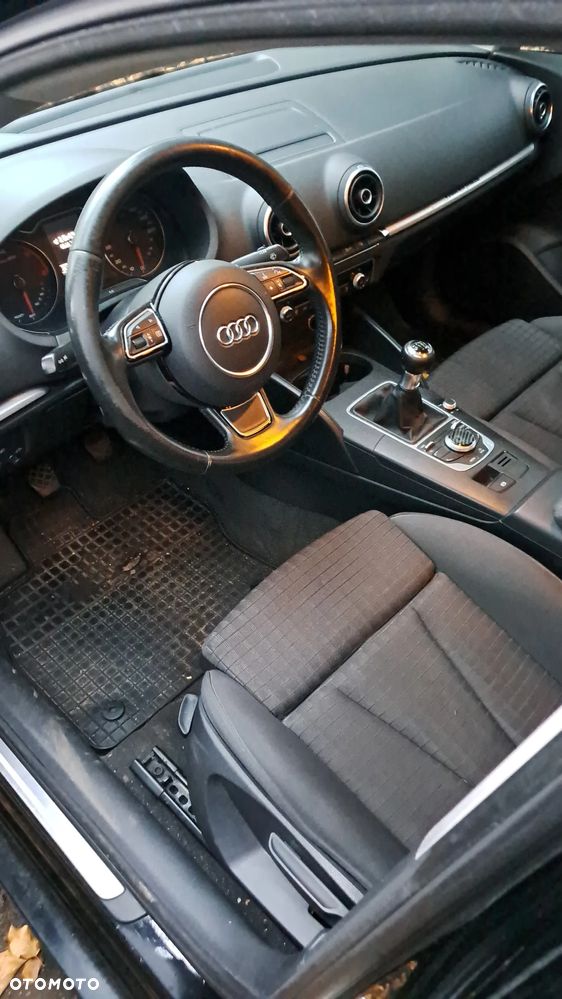 Audi A3 Limousine 1.6 TDI (clean diesel) Attraction - 6