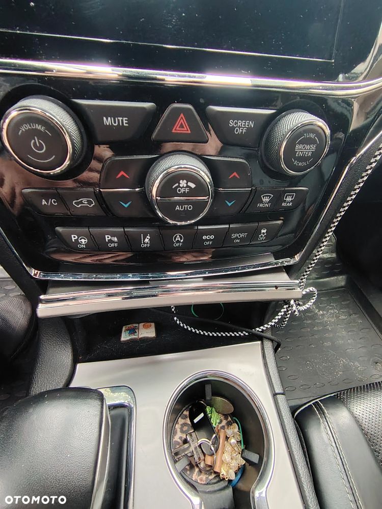 Jeep Grand Cherokee 3.6 V6 Limited - 29