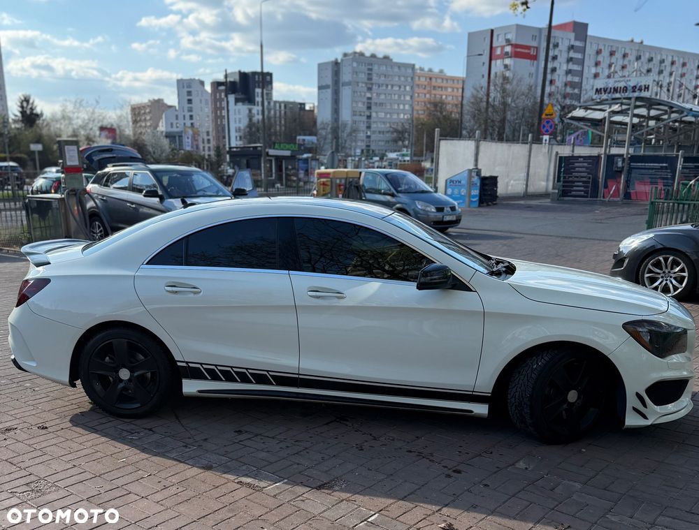 Mercedes-Benz CLA 250 4-Matic - 5