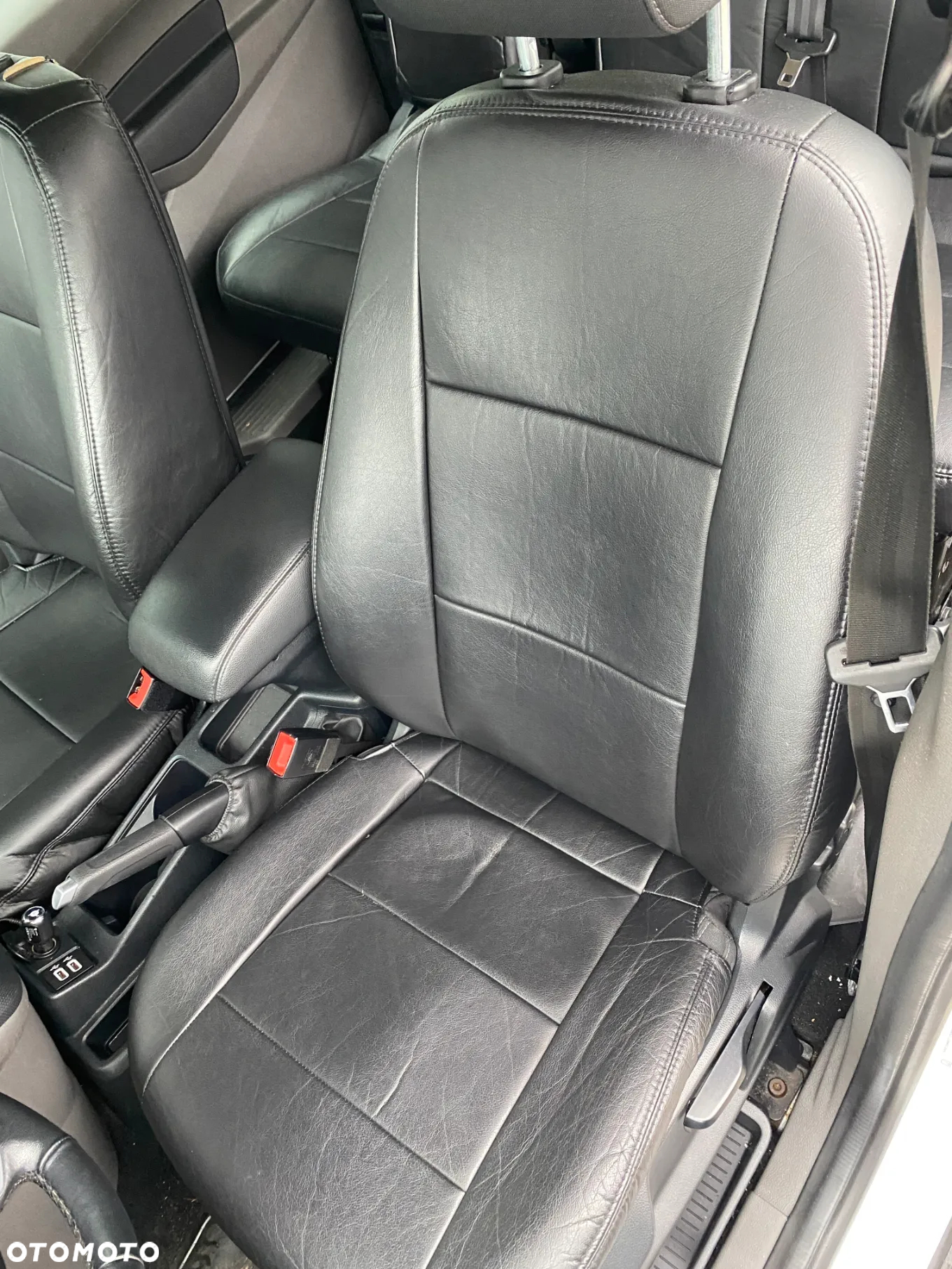 Ford Tourneo Connect 1.5 EcoBlue Titanium - 19
