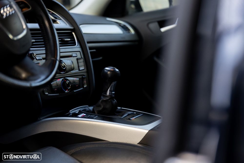 Audi A4 Avant 2.0 TDI - 30