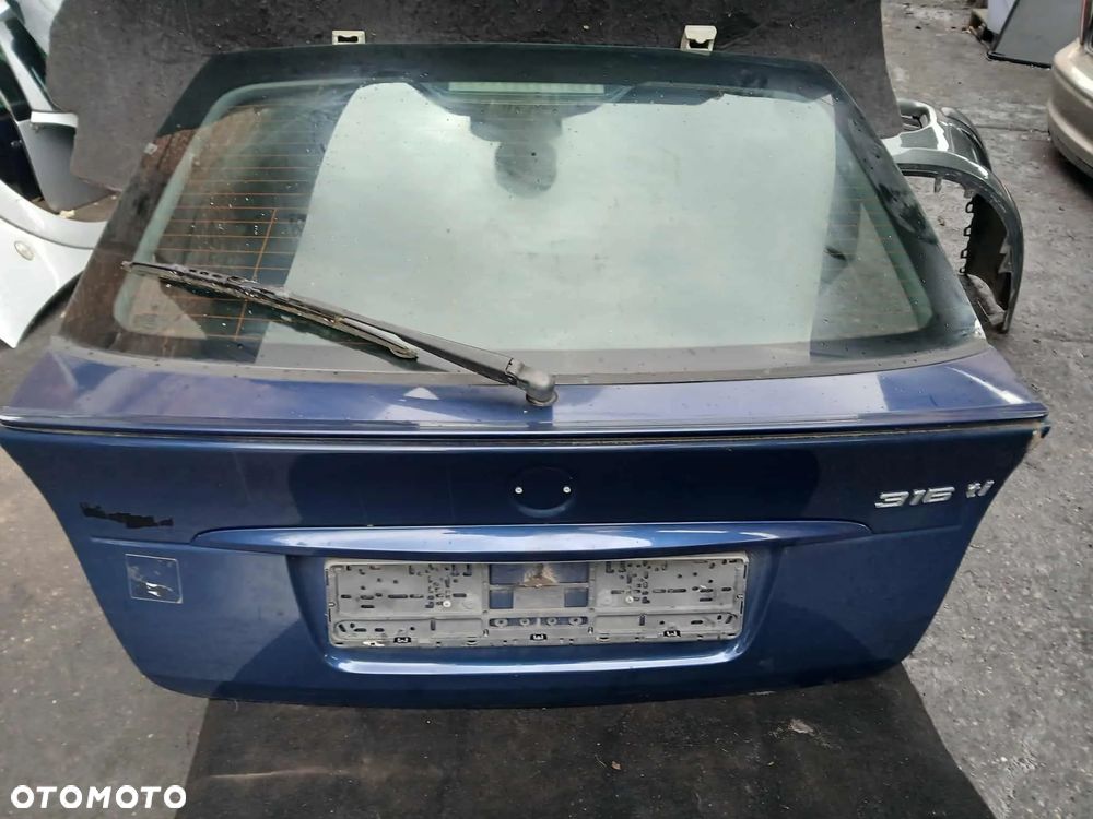 BMW E46 Compact klapa bagażnika - 1