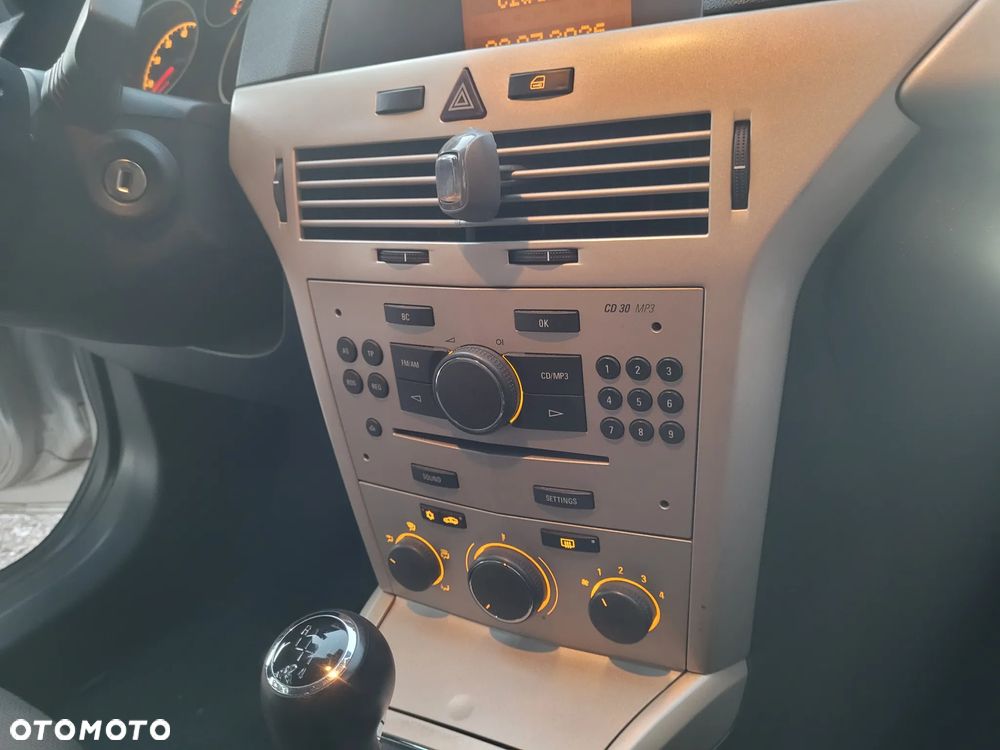 Opel Astra 1.6 Innovation - 6