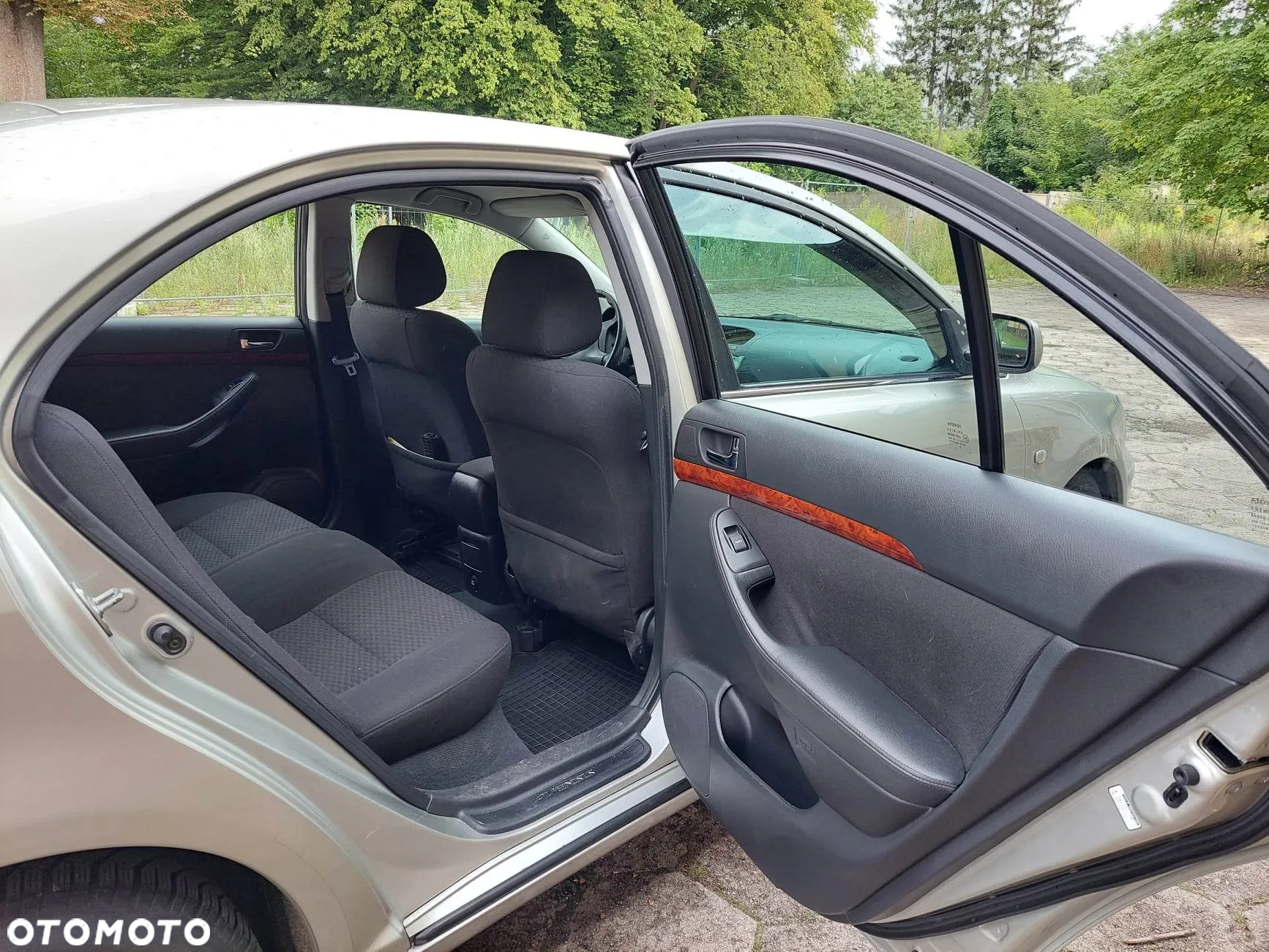 Toyota Avensis - 19