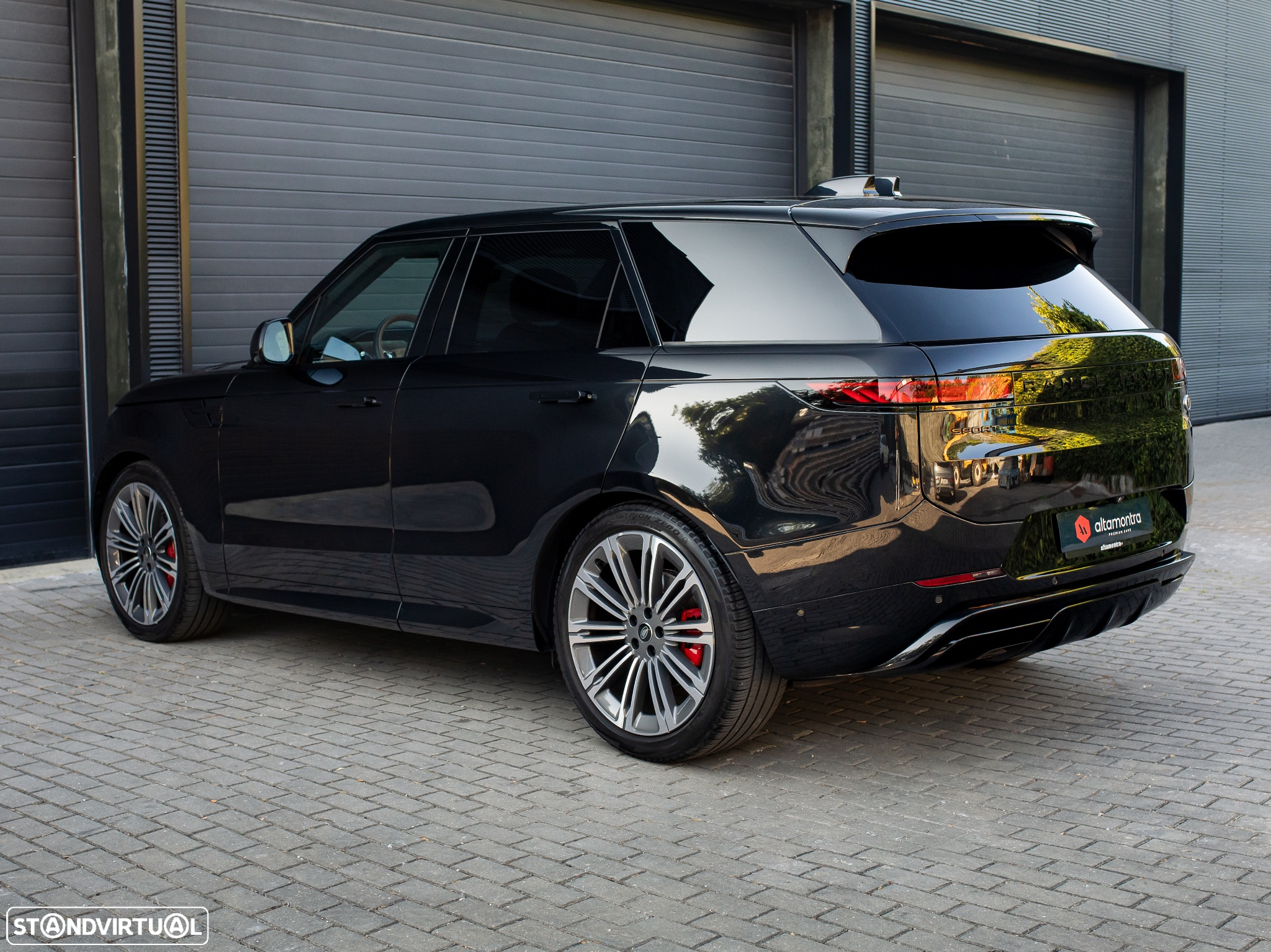 Land Rover Range Rover Sport D300 Dynamic SE - 12