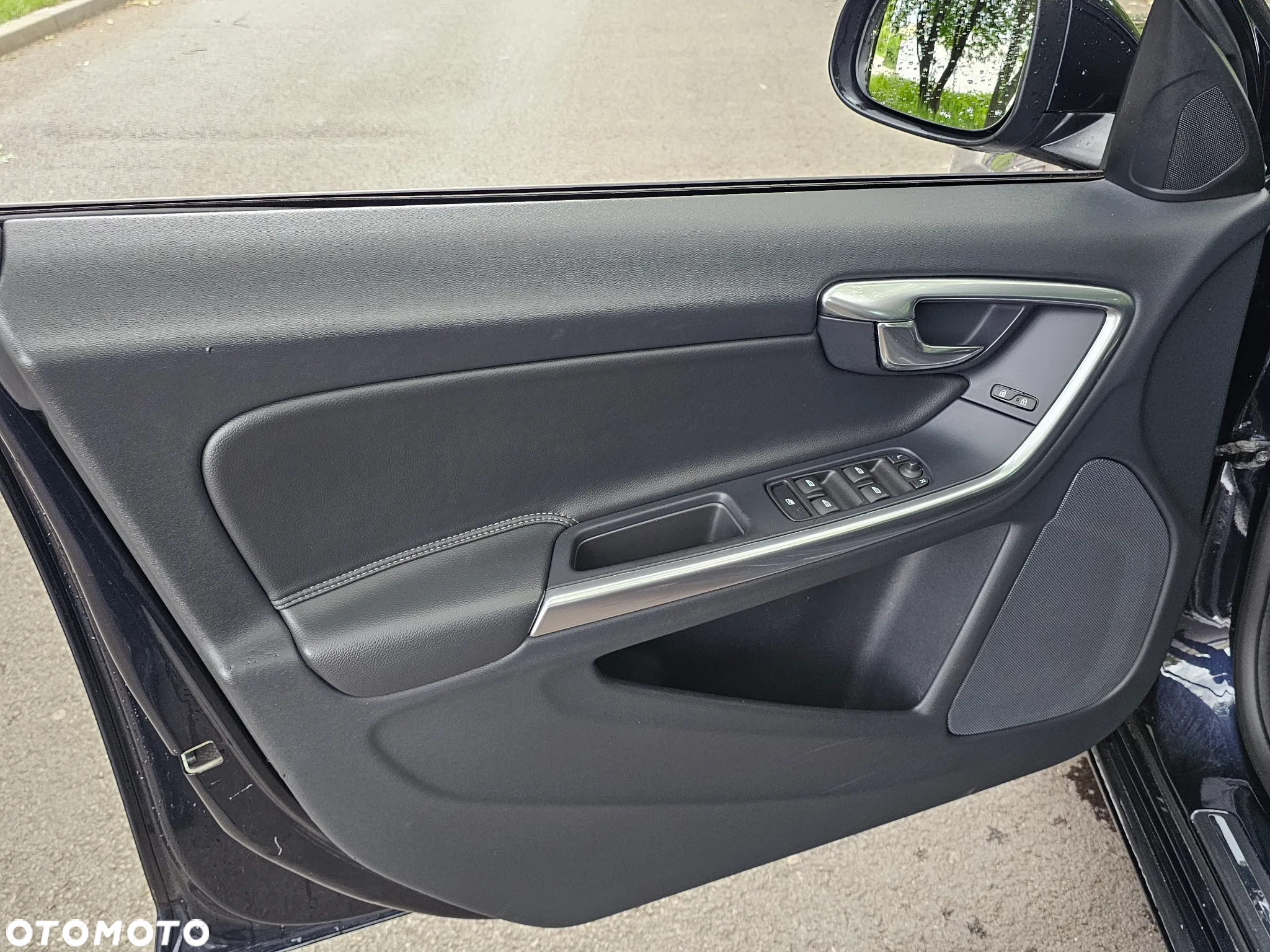 Volvo V60 D2 Geartronic Kinetic - 14