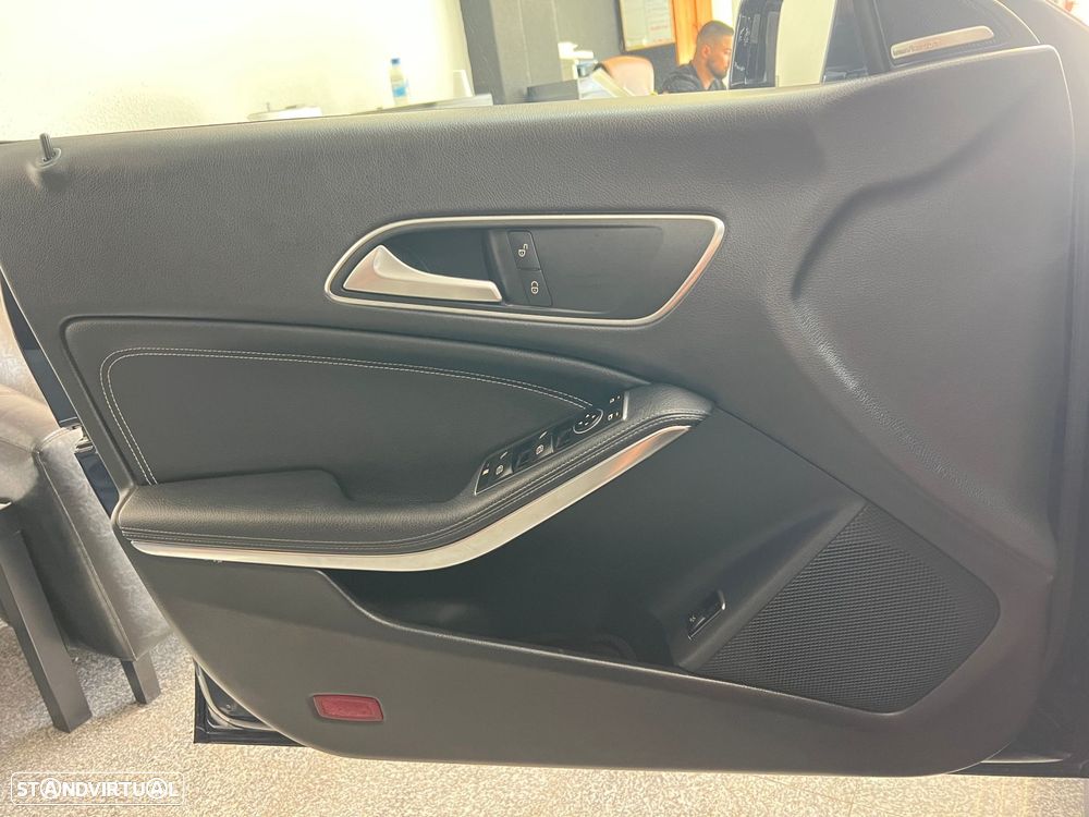 Mercedes-Benz CLA 220 d Shooting Brake Urban Aut. - 21