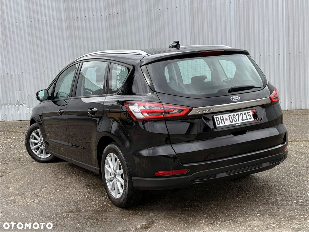 Ford S-Max 2.0 EcoBlue Titanium - 26