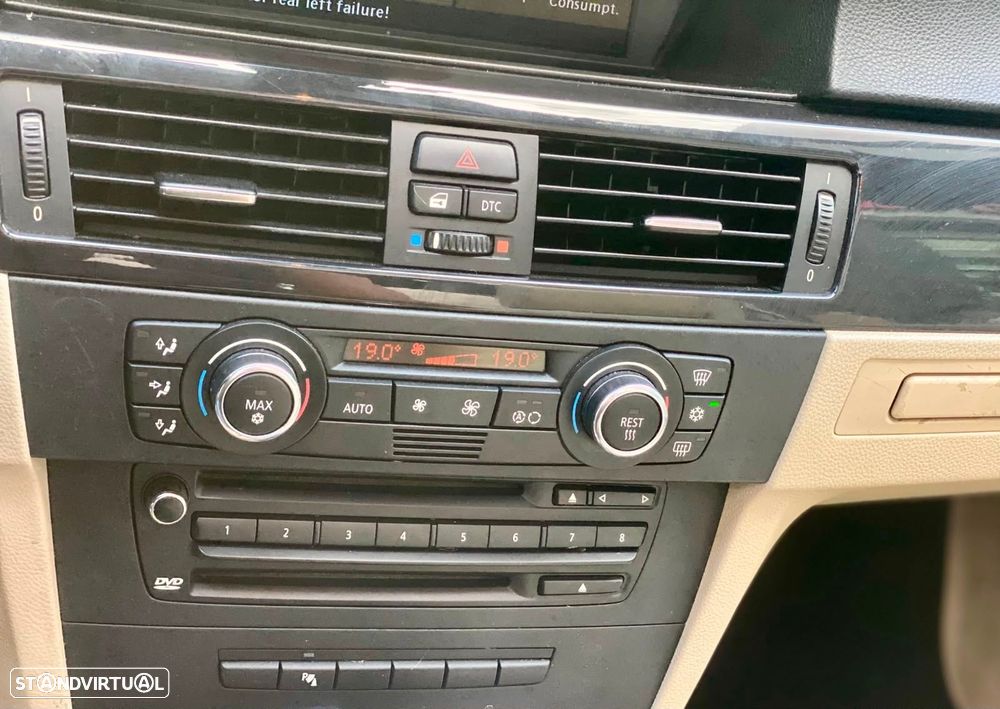 BMW 320 d Auto - 13