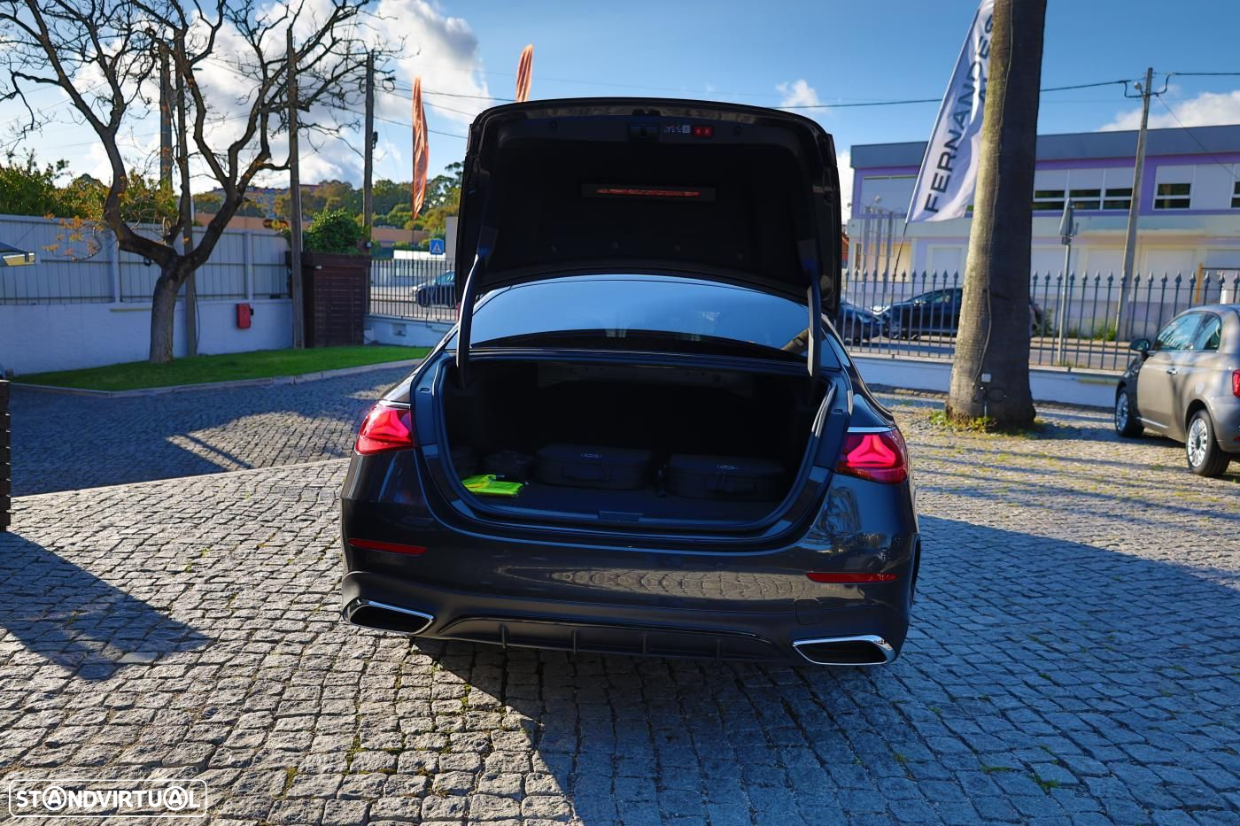 Mercedes-Benz E 300 de AMG Line - 3