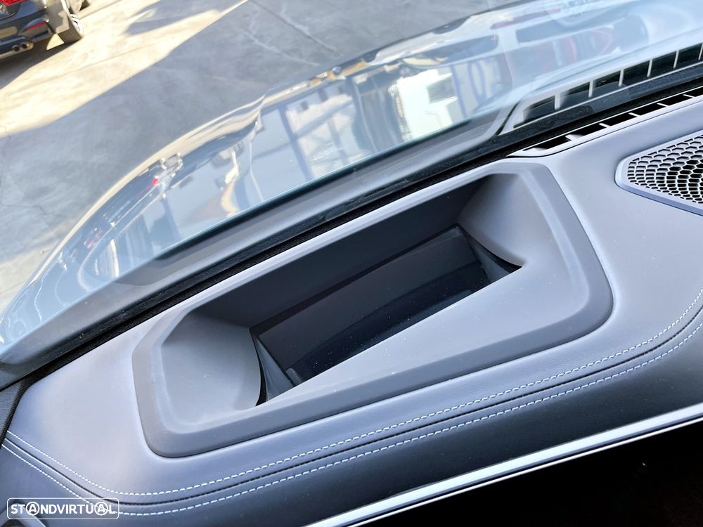 BMW M3 Competition M xDrive - 17