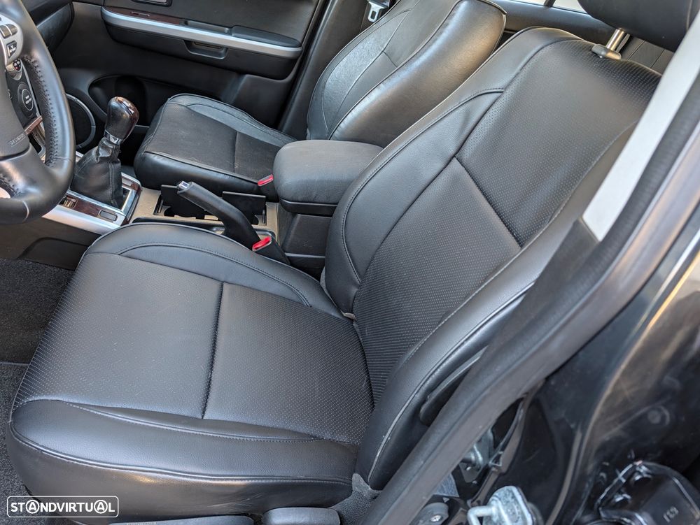 Suzuki Grand Vitara 1.9 DDiS X-Nature - 15