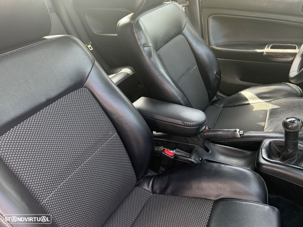 VW Passat Variant 1.9 TDi Confortline - 8