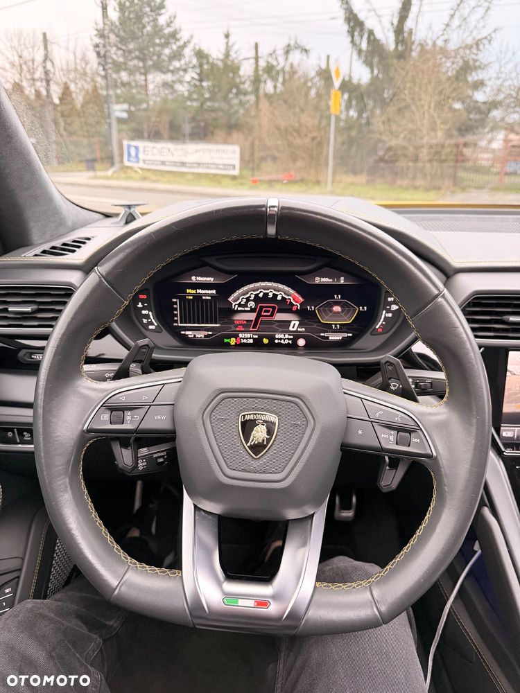 Lamborghini Urus - 19