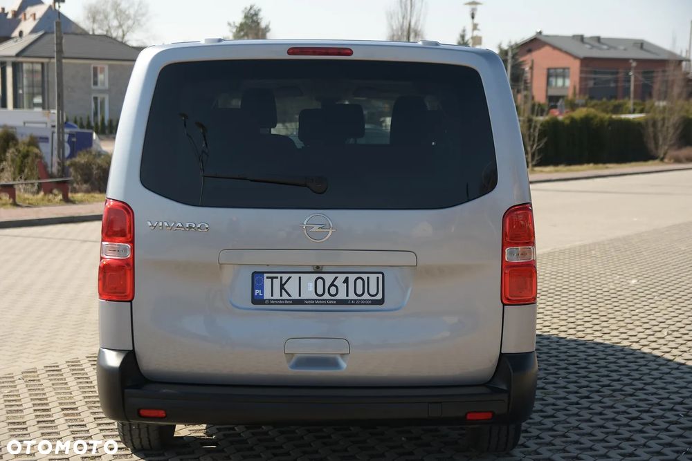 Opel Vivaro - 10