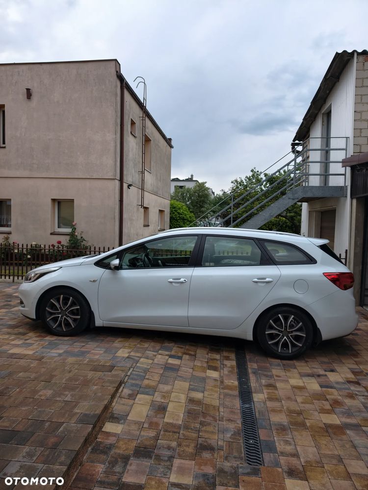 Kia Ceed 1.6 GDI M - 3