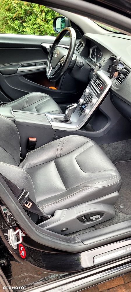 Volvo S60 T5 Geartronic RDesign - 15