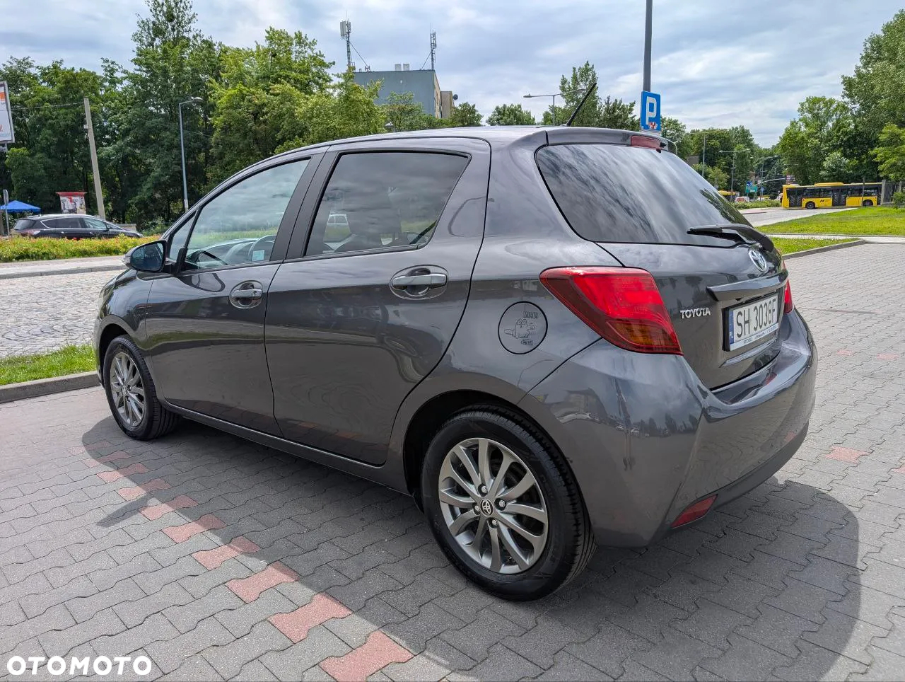 Toyota Yaris 1.33 Active - 8