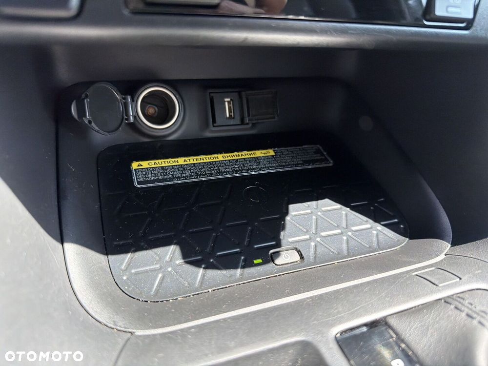 Toyota RAV4 2.5 Hybrid Selection 4x4 - 23