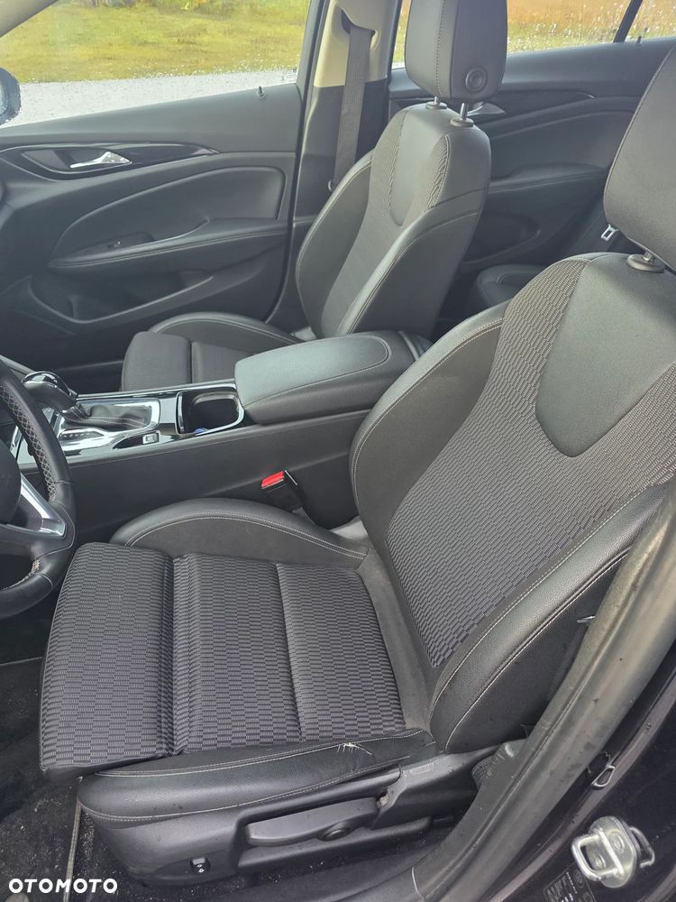 Opel Insignia 1.5 T Enjoy S&S - 10