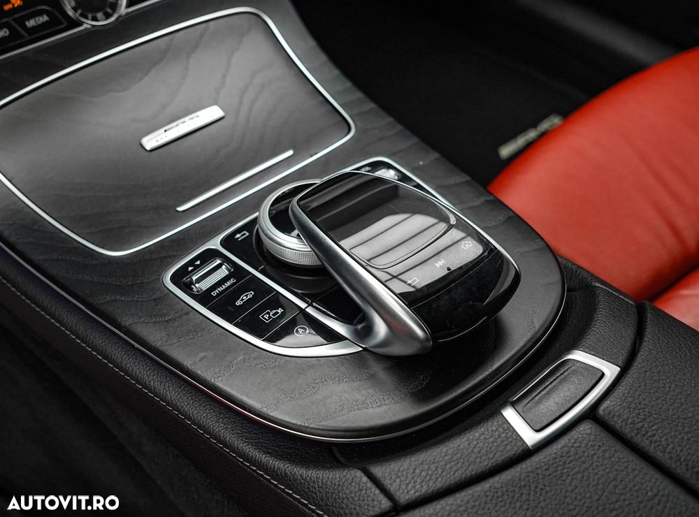 Mercedes-Benz E 300 9G-TRONIC AMG Line - 20