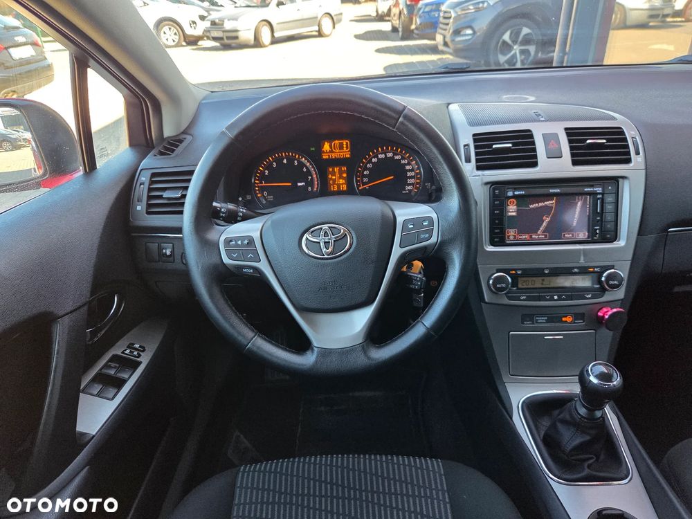 Toyota Avensis 1.6 Edition - 19