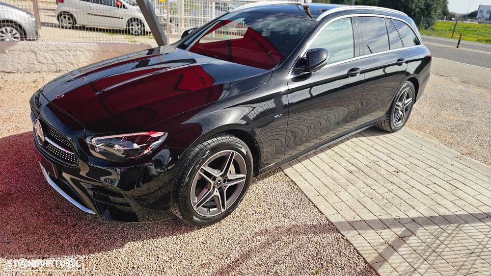 Mercedes-Benz E 300 de 4Matic 9G-TRONIC AMG Line - 38