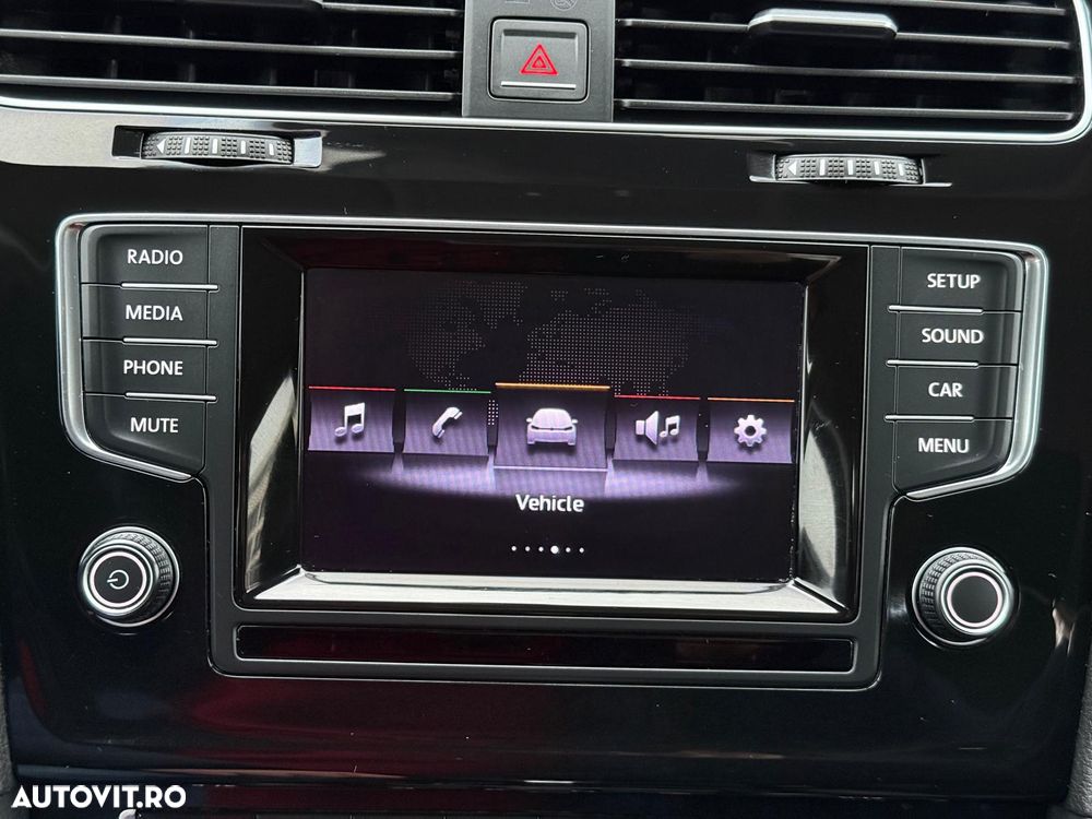 Volkswagen Golf 1.4 TSI BlueMotion Technology DSG Highline - 40