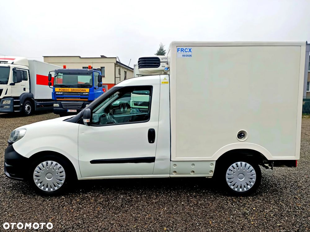 Fiat Doblo Chłodnia 90KM 2 zasilania chłodni - 5