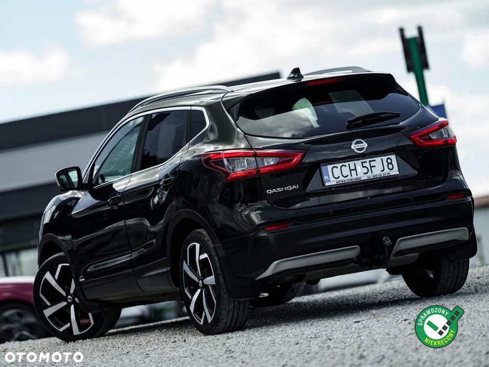 Nissan Qashqai 1.6 dCi Xtronic TEKNA+ - 3