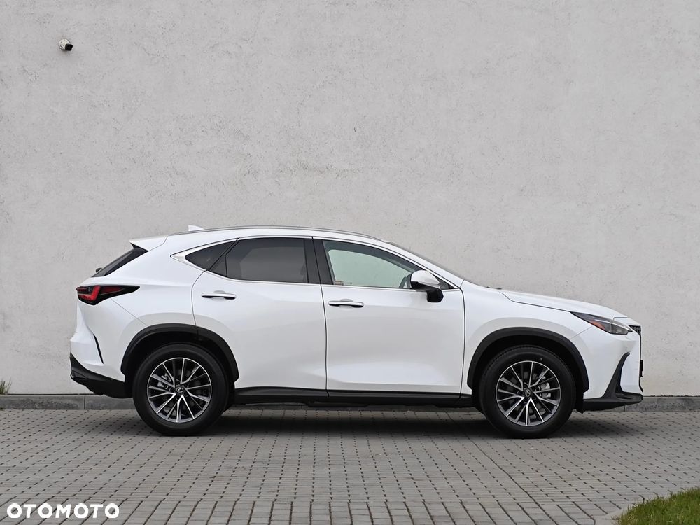 Lexus NX 350h Prestige AWD - 10
