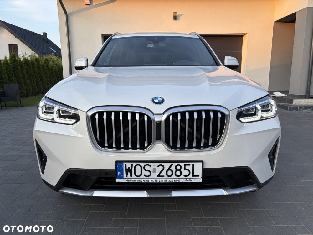 BMW X3 xDrive30i Luxury Line - 2