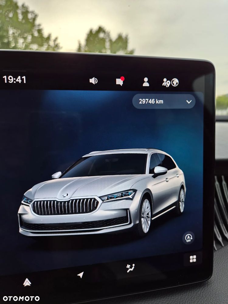 Skoda Superb 2.0 TDI SCR 4x4 L&K DSG - 21