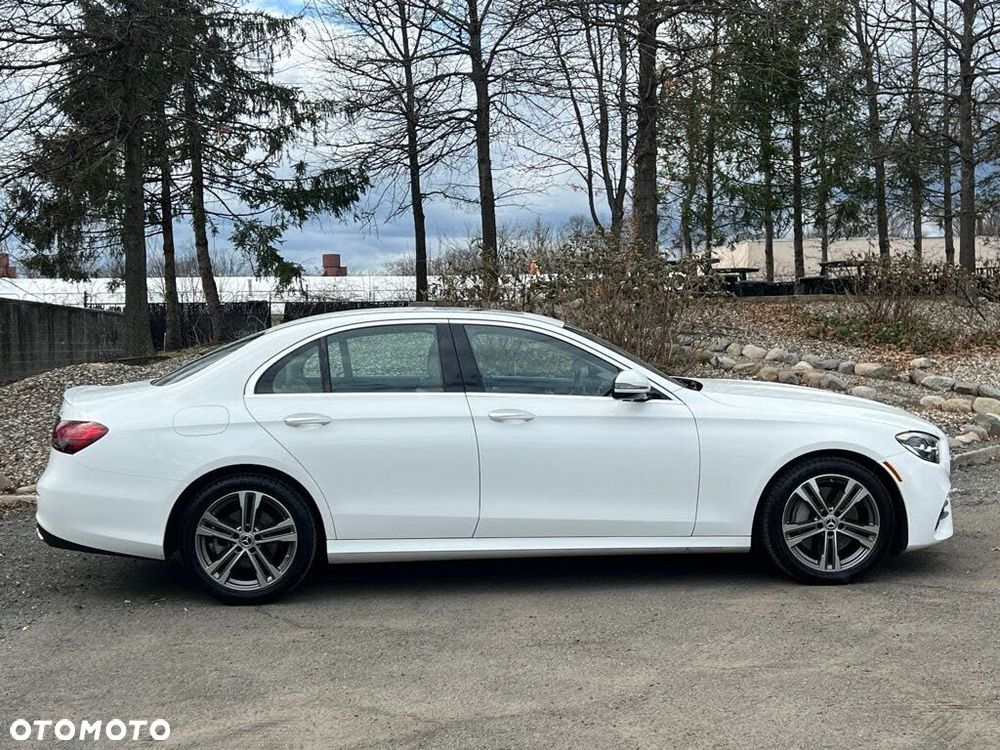 Mercedes-Benz Klasa E 350 9G-TRONIC AMG Line - 2