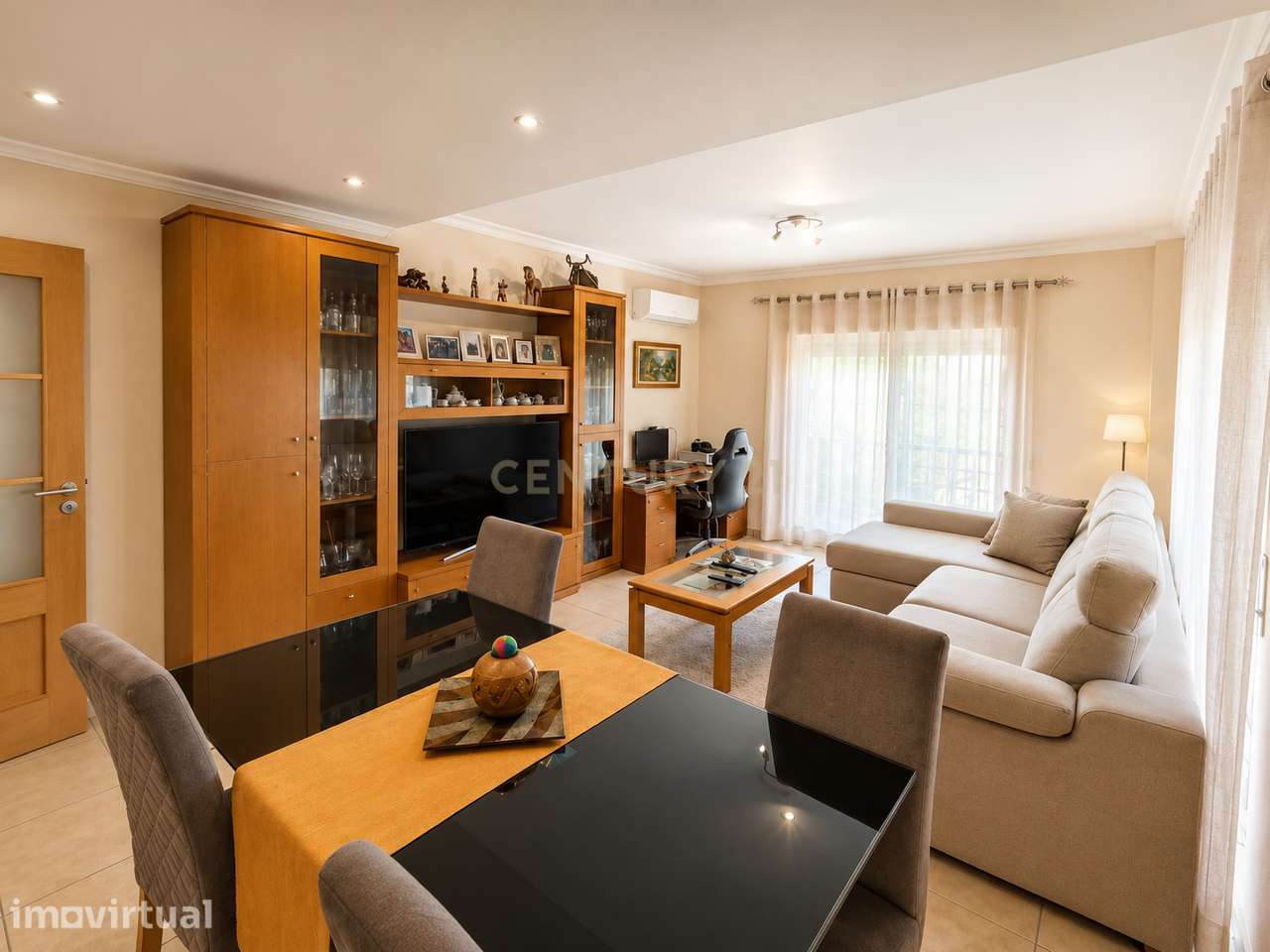 Apartamento T1 Espaçoso a 5 Minutos a Pé da Praia | Quinta dos Arcos, - Grande imagem: 2/19