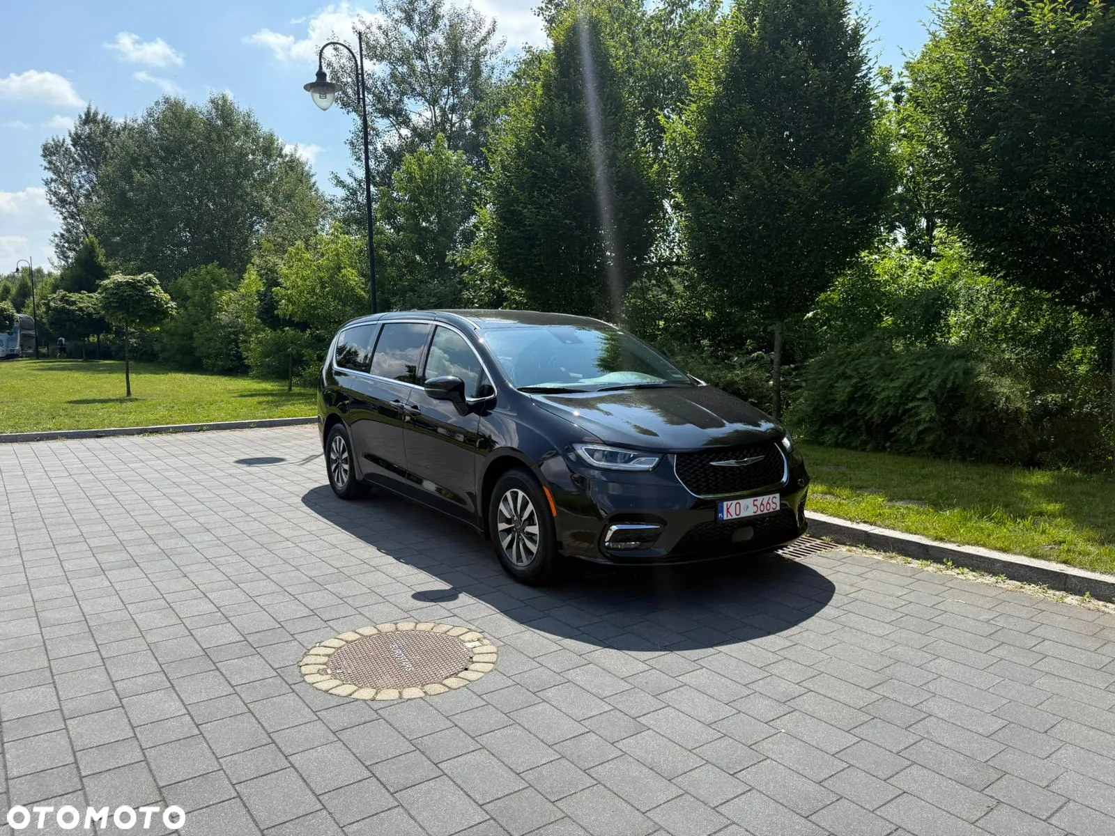 Chrysler Pacifica - 7