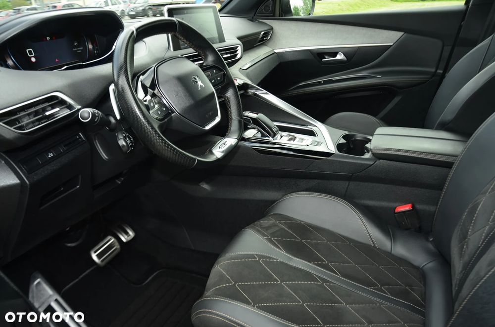 Peugeot 3008 1.2 PureTech GT S&S EAT8 - 19
