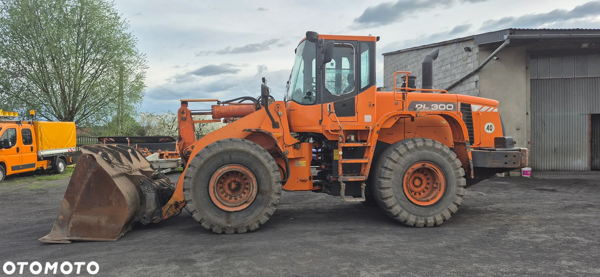 Doosan Ładowarka Kołowa DL -300 ,Klimatyzacja ,centralne  smarowanie - 5