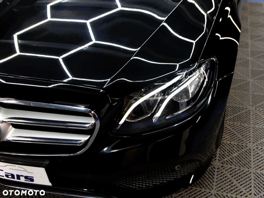 Mercedes-Benz Klasa E 220 d 9G-TRONIC - 14