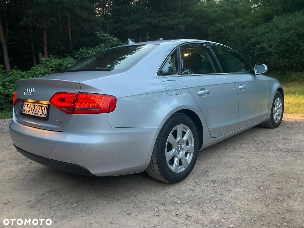 Audi A4 Limousine 2.0 TDI DPF Ambiente - 3