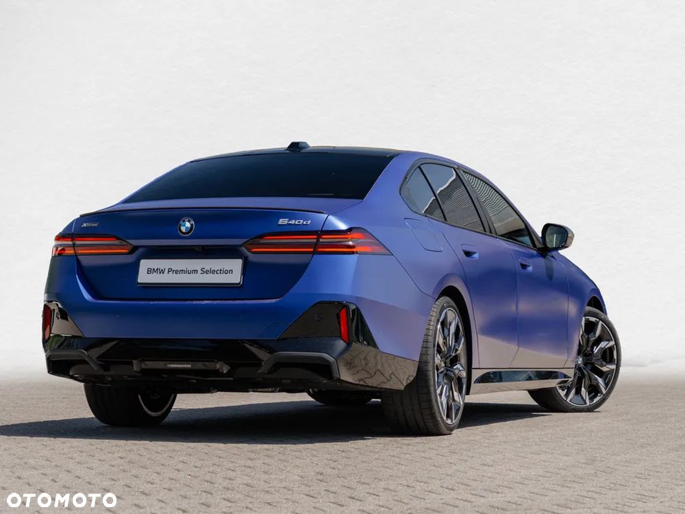 BMW Seria 5 540d xDrive - 4
