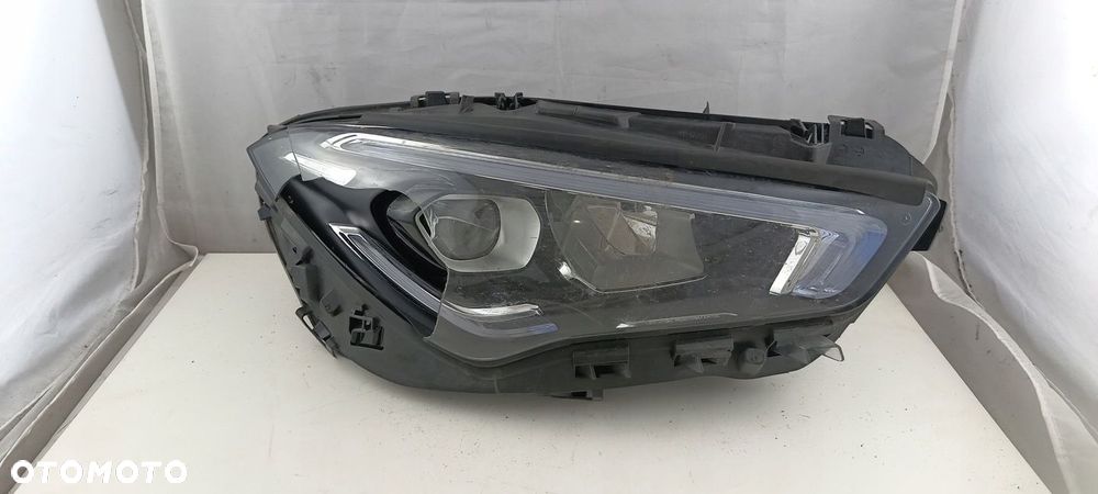 MERCEDES CLA W118 lampa prawa przód led A1189068400 EUROPA - 1