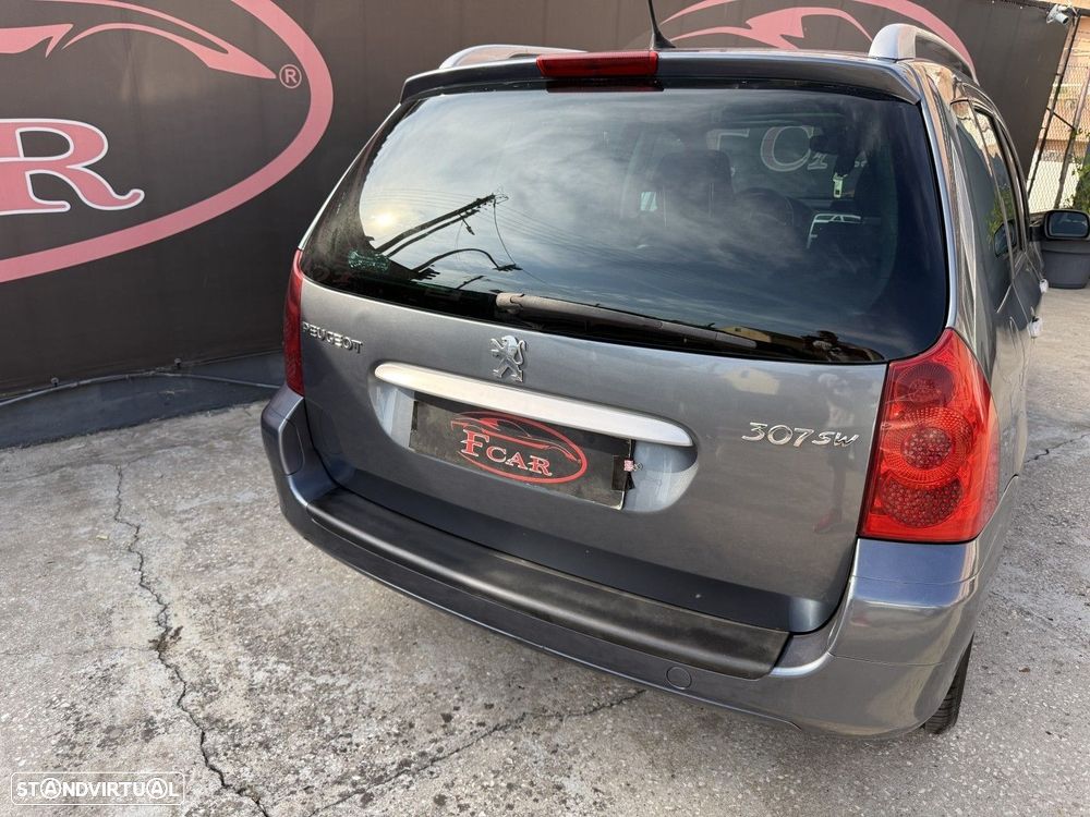 Peugeot 307 Break 1.6 HDi XS Premium — fotografia 33